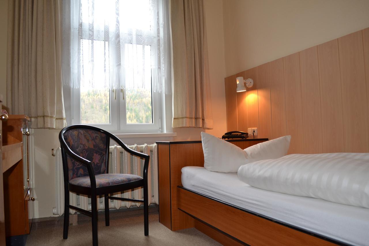 Hotel Weisser Hirsch Schwarzburg 客房 照片