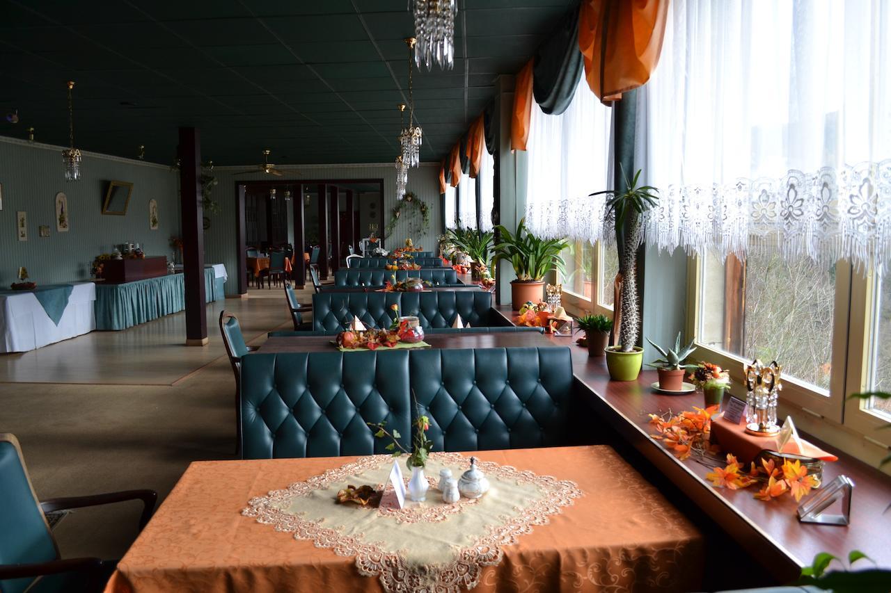 Hotel Weisser Hirsch Schwarzburg 外观 照片