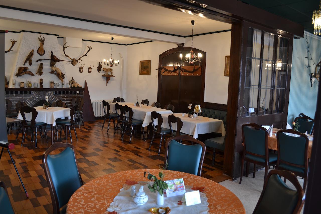 Hotel Weisser Hirsch Schwarzburg 外观 照片