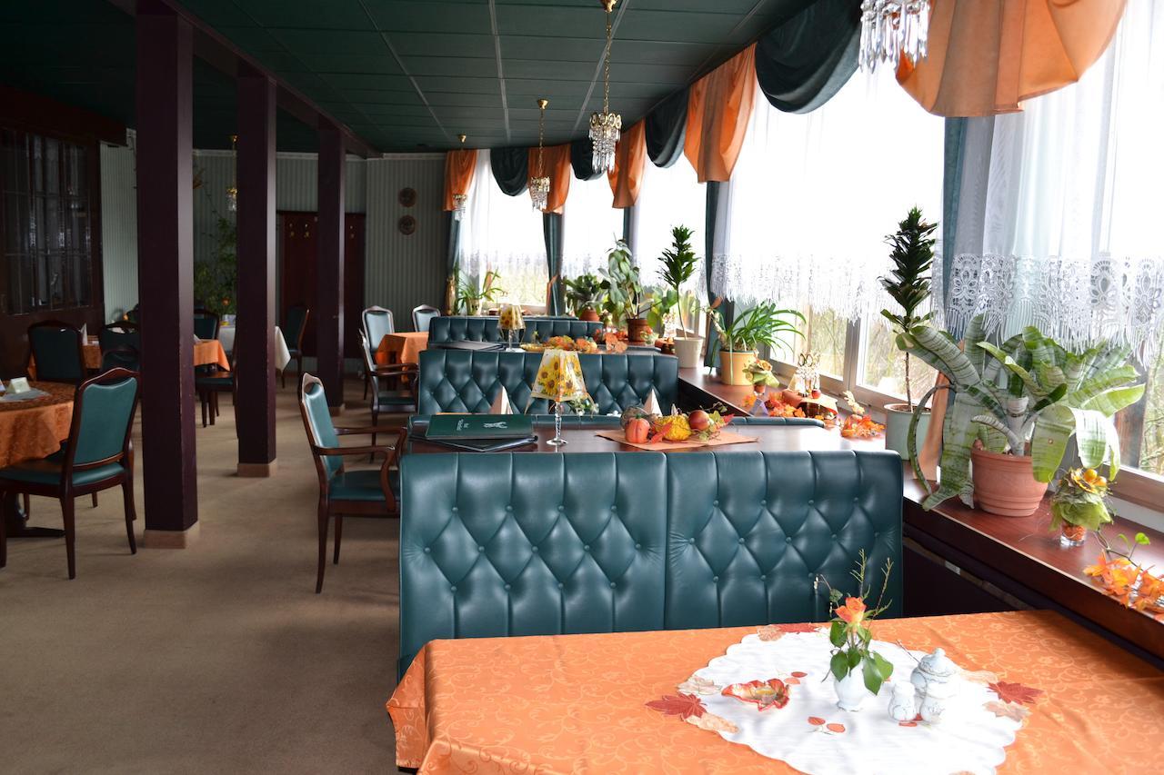 Hotel Weisser Hirsch Schwarzburg 外观 照片